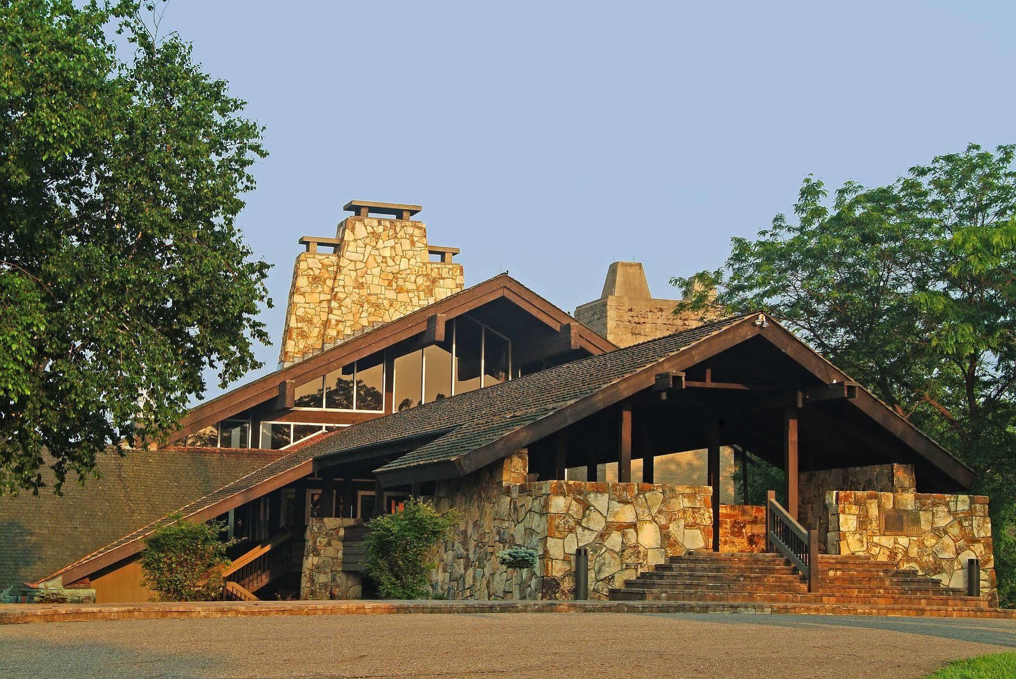 Salt Fork State Park Lodge And Conference Center Cambridge Εξωτερικό φωτογραφία